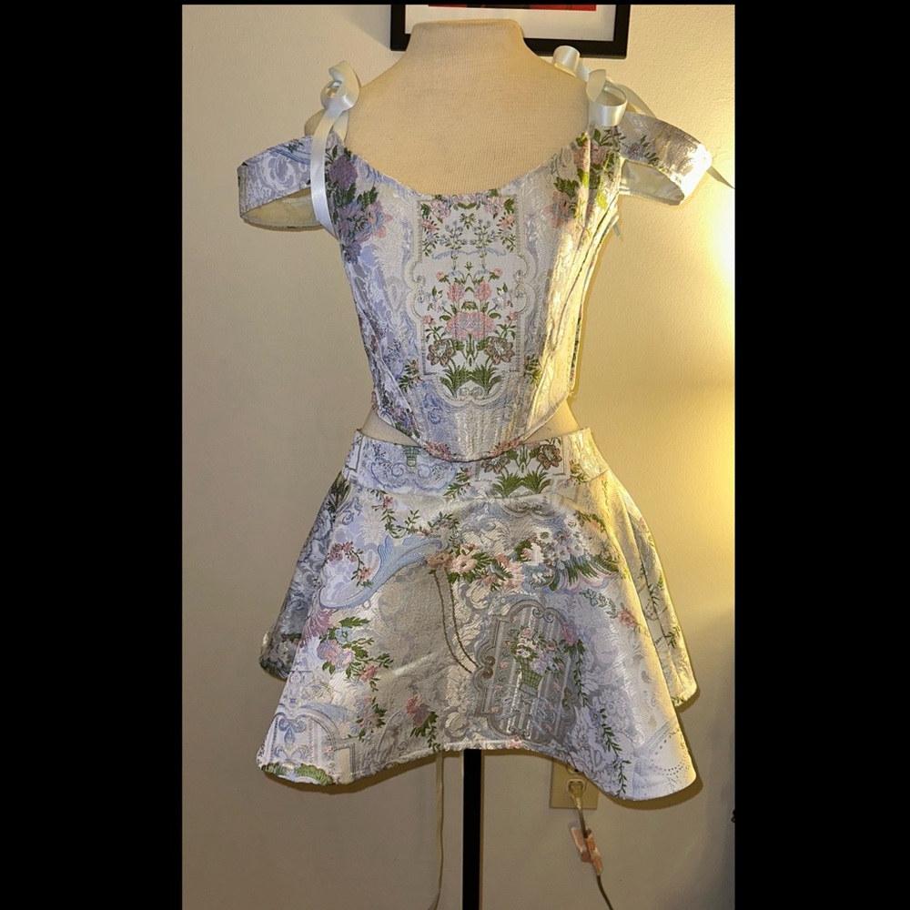 Sugar Thrillz Dolls Kill ‘IF THE SHOE FITS’ Brocade Corset Top Skirt SET NWT M